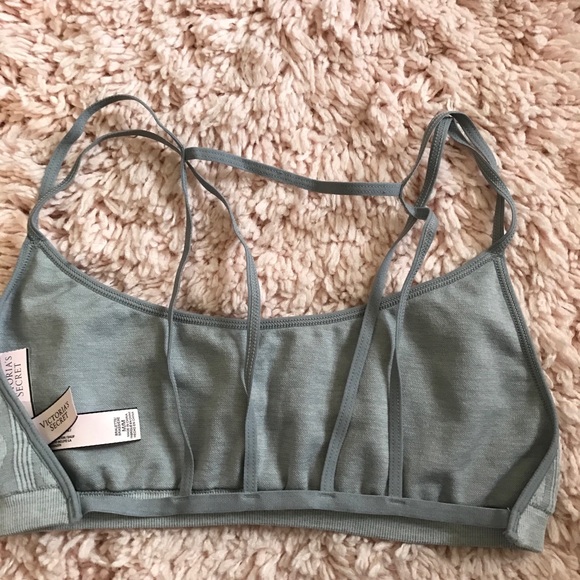 🛍VS Seamless Cable Print Bralette! - Picture 3 of 4